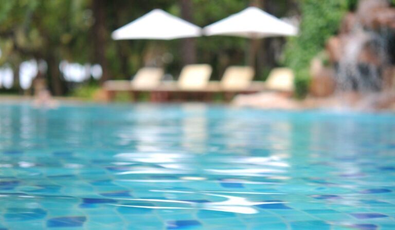 Uso de bomba para piscina